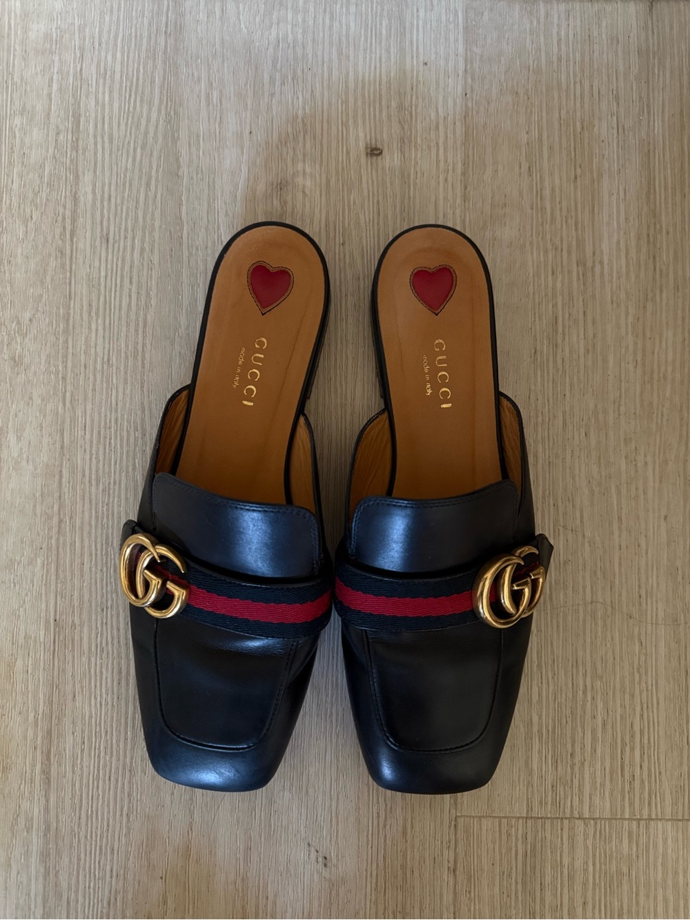Gucci Black Leather Peyton Mules